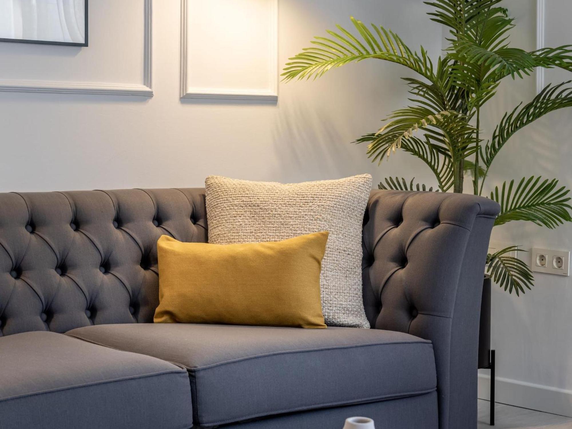 Central Stylish And Elegant 1 & 2 Bedroom Apartments I Granada Luaran gambar